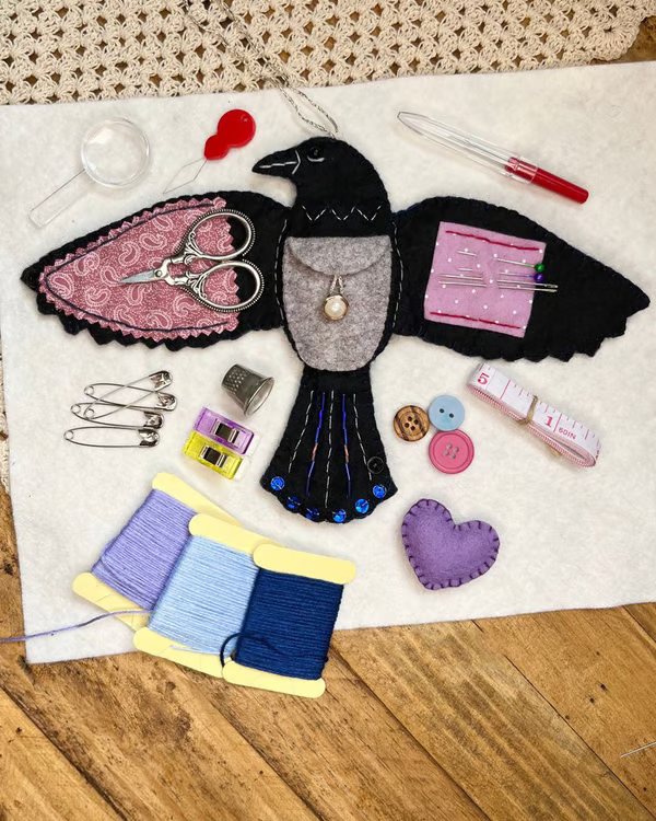 🎁 👩Mother’s Day Pick:The Crow Sewing Pouch 🧵